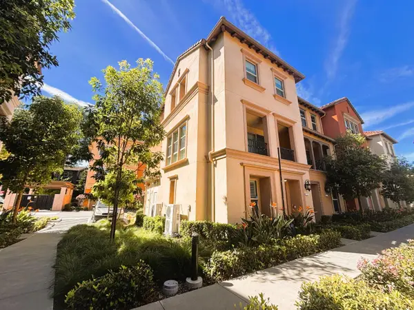 560 Saint Remi Terrace #1, Sunnyvale, CA 94085