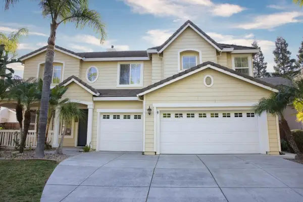 1030 Eastlake Circle, Tracy, CA 95304