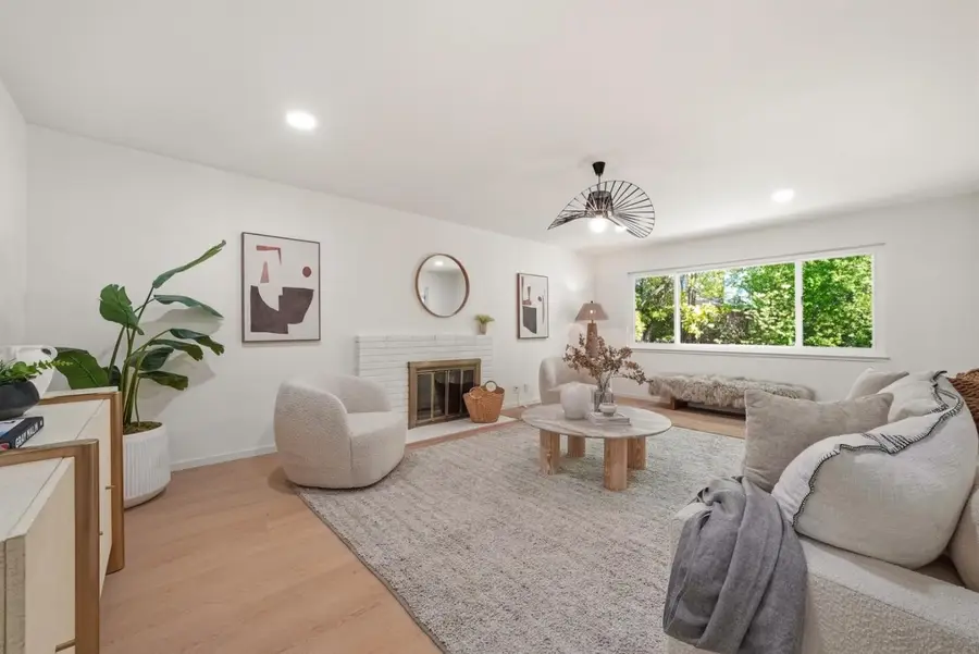 997 Ilima Way, Palo Alto, CA 94306 - #3