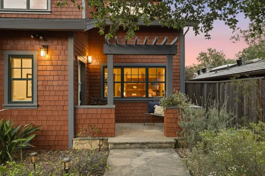 2067 Santa Cruz Avenue, Menlo Park, CA 94025 - #3