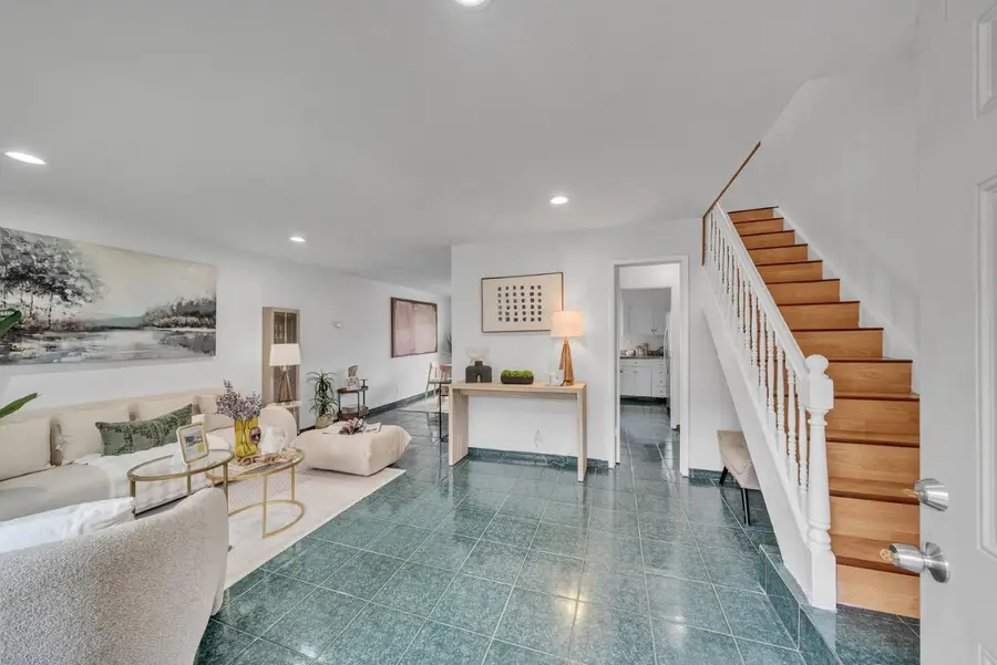 570 Crabapple Way, San Jose, CA 95111 - #2