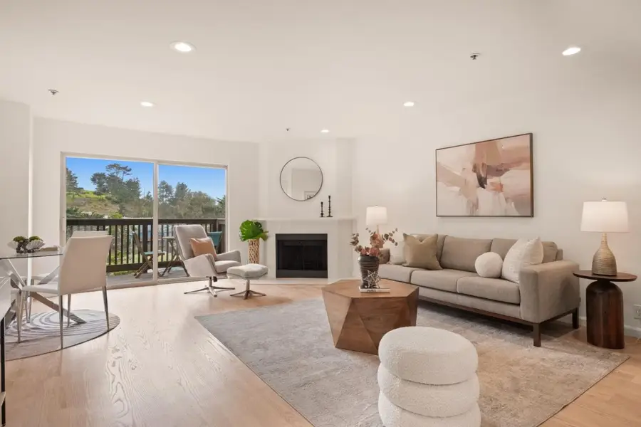 Address Withheld By Seller, Pacifica, CA 94044 - #2