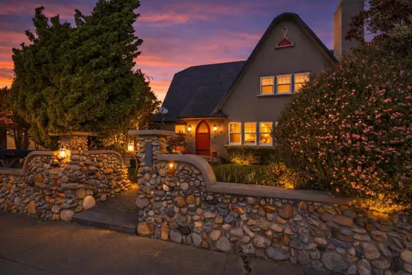 410 Pine Avenue, Pacific Grove, CA 93950