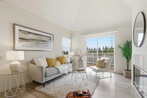 612 Arcadia Terrace #301, Sunnyvale, CA 94085