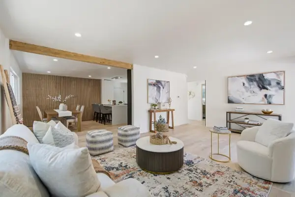 10910 Glen Artney Street, Oakland, CA 94605