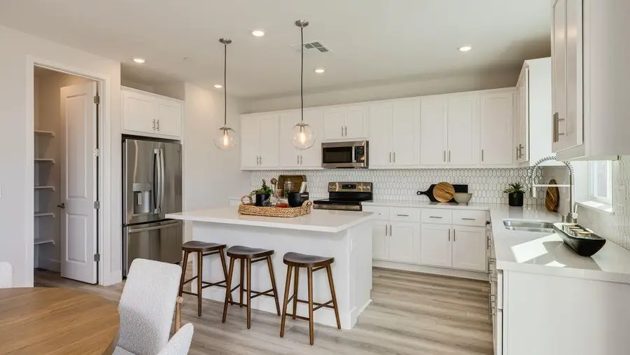 3238 Oak Trail Drive, Manteca, CA 95337 - #3