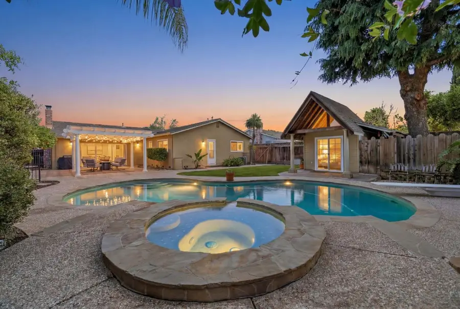 711 Chatsworth Place, San Jose, CA 95128 - #2