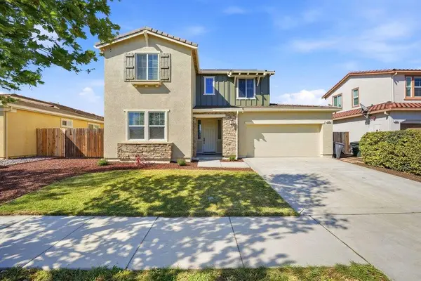 1530 Central Avenue, Hollister, CA 95023