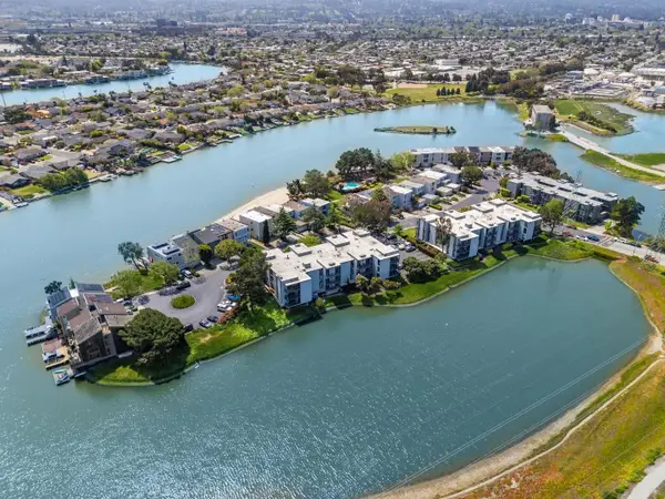 651 Port Drive #208, San Mateo, CA 94404