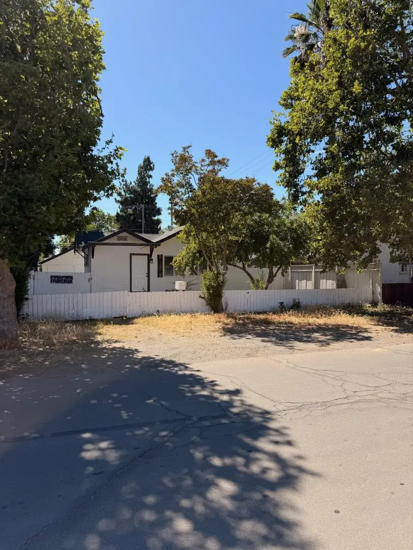 1505 Victoria Drive, Modesto, CA 95351 - #2