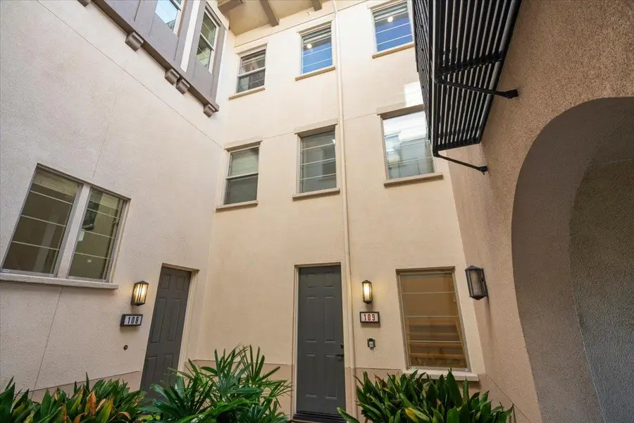 1087 Bigleaf Place #109, San Jose, CA 95131 - #3