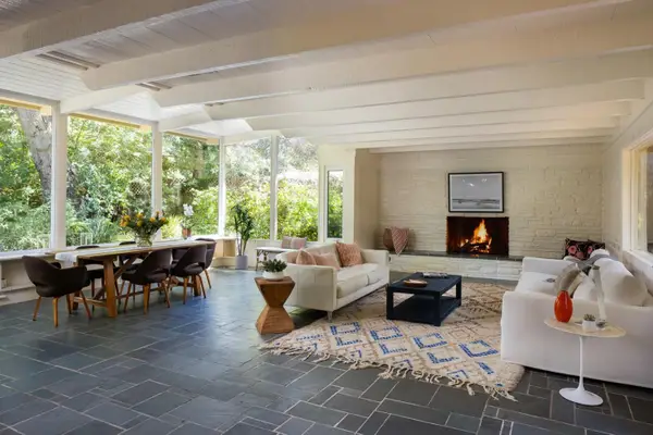 37 E Garzas Road, Carmel Valley, CA 93924