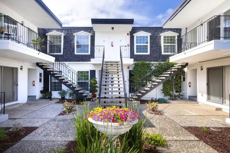 1915 Mount Vernon Court #15, Mountain View, CA 94040 - #3