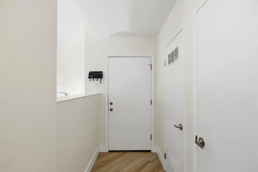 5264 Borneo Circle, San Jose, CA 95123 - #3