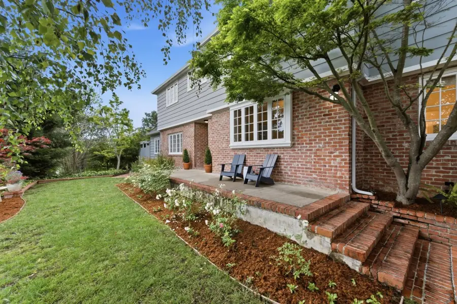 2835 Hillside Drive, Burlingame, CA 94010 - #2