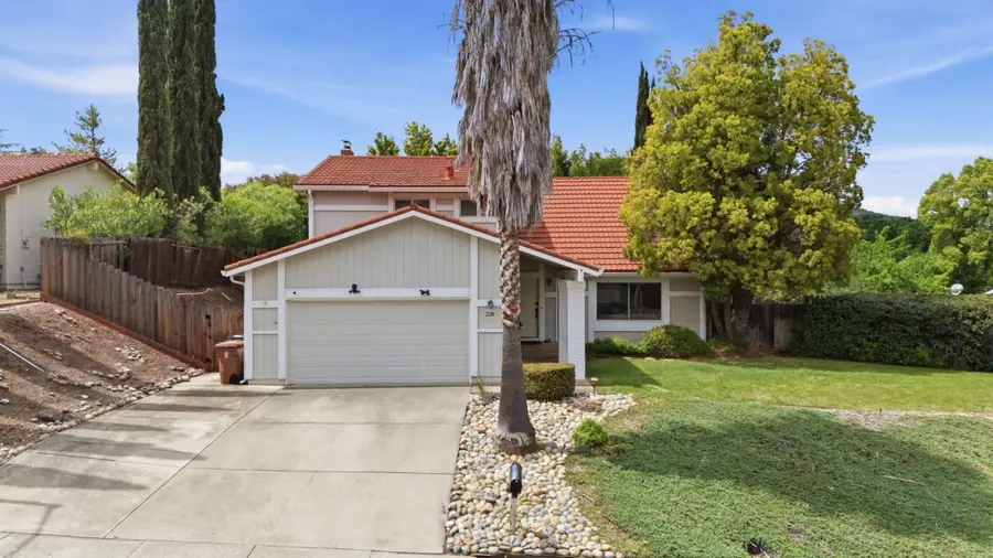 228 Mountaire Parkway, Clayton, CA 94517 - #2