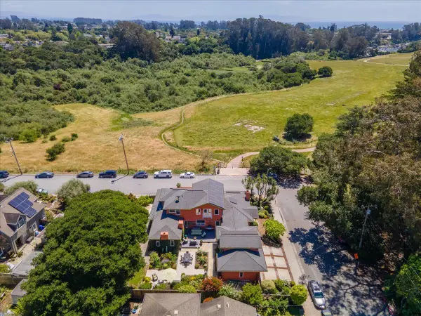 100 Mentel Avenue, Santa Cruz, CA 95062