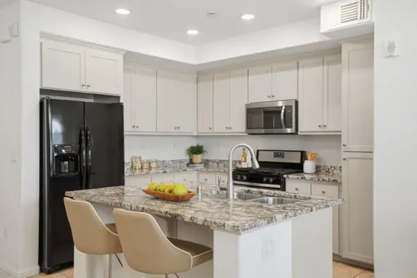 2082 Mahuron Circle, San Jose, CA 95133