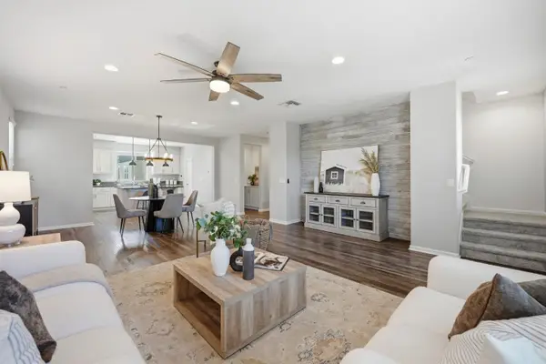 176 E Main Avenue, Morgan Hill, CA 95037