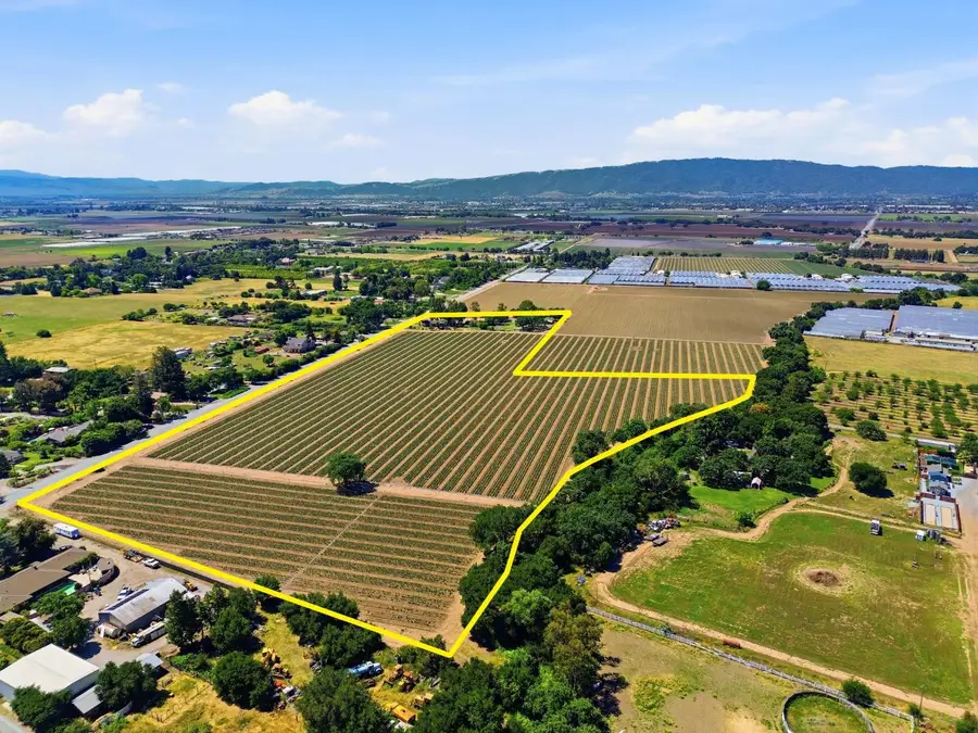 3115 Leavesley Road, Gilroy, CA 95020 - #2