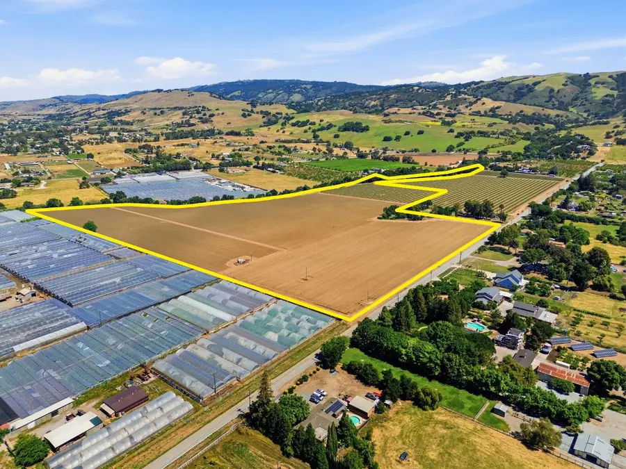 3115 B Leavesley Road, Gilroy, CA 95020 - #2