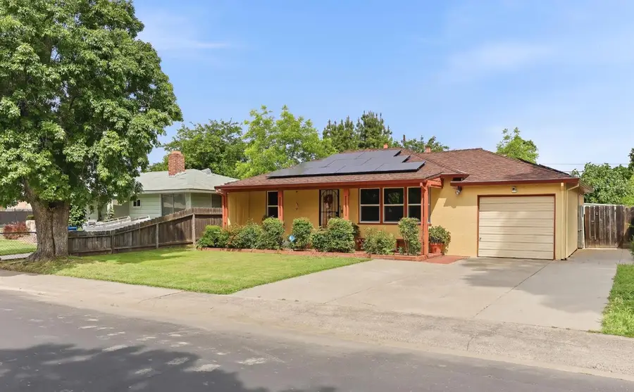 415 E Atlee Street, Stockton, CA 95204 - #2