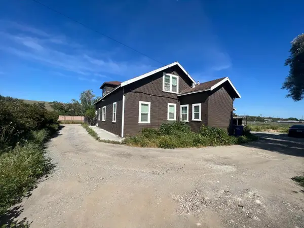 598 Palm Avenue, Morgan Hill, CA 95037