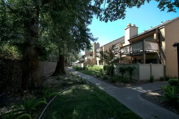 546 Woodside Oaks #6, Sacramento, CA 95825