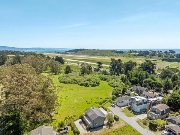 1077 Pearl Avenue, Moss Beach, CA 94038