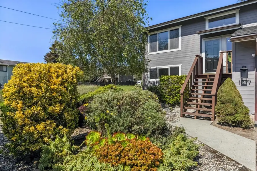 1077 Pearl Avenue, Moss Beach, CA 94038 - #3