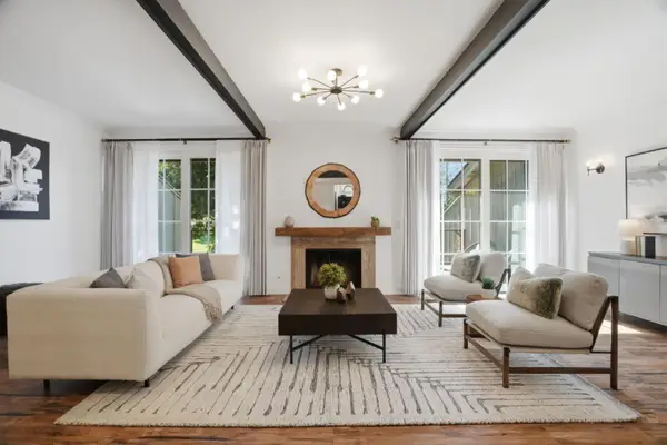 524 Sand Hill Circle, Menlo Park, CA 94025