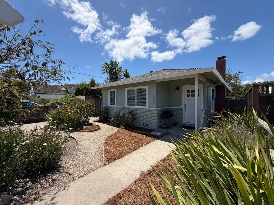 585 36th Avenue, Santa Cruz, CA 95062 - #2