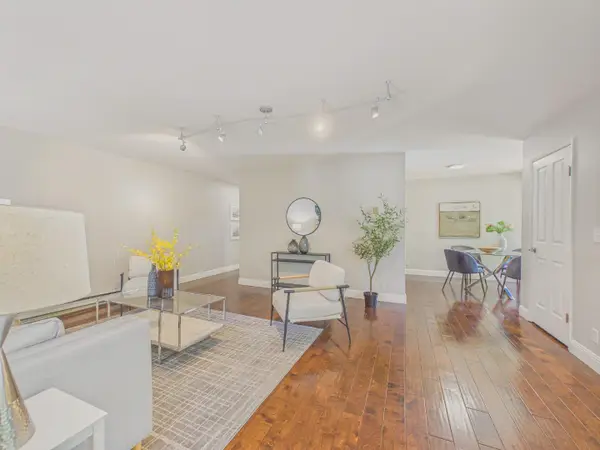 264 N Whisman Road #13, Mountain View, CA 94043