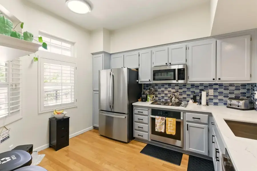 633 Swallowtail Court, Brisbane, CA 94005 - #3