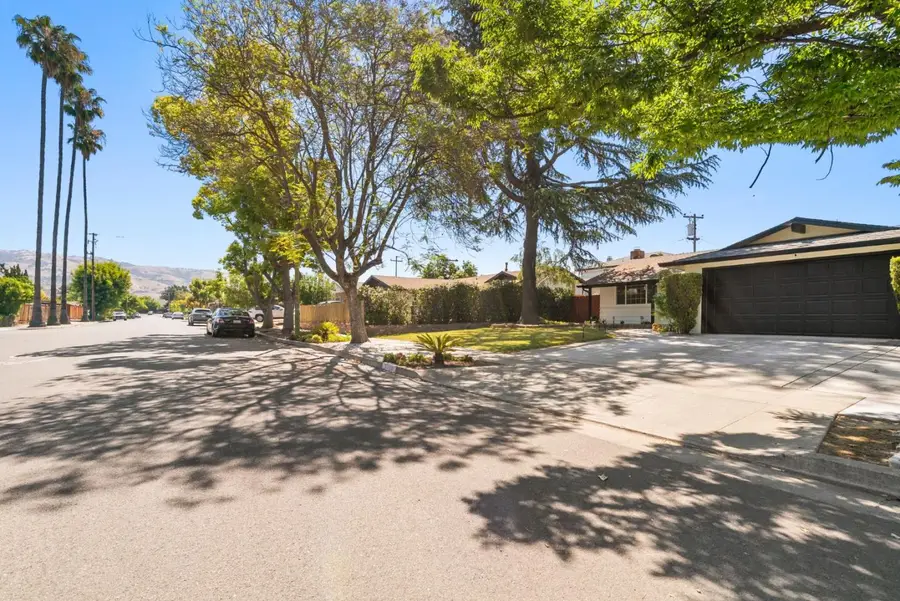 2718 Millbrae Way, San Jose, CA 95121 - #2