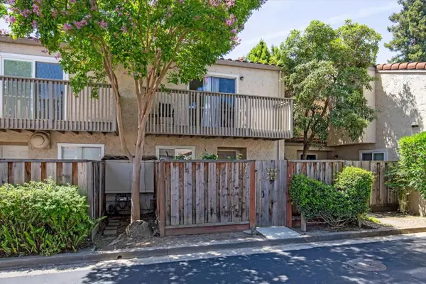 103 Missiion, East Palo Alto, CA 94303
