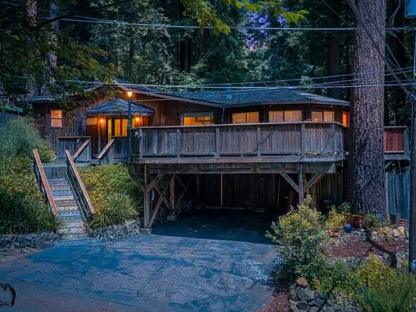 20905 Comanche Trail, Los Gatos, CA 95033