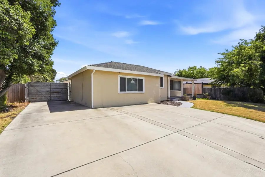 2362 Princeton Avenue, Stockton, CA 95204 - #3