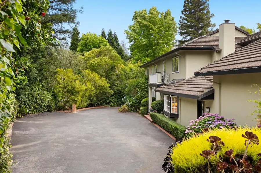 452 Roblar Avenue, Hillsborough, CA 94010 - #3