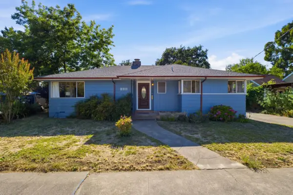 2111 Orchard Street, Santa Rosa, CA 95404
