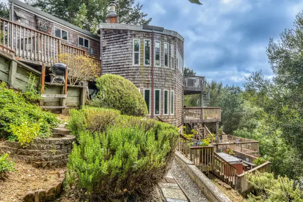 100 Carol Way, Aptos, CA 95003