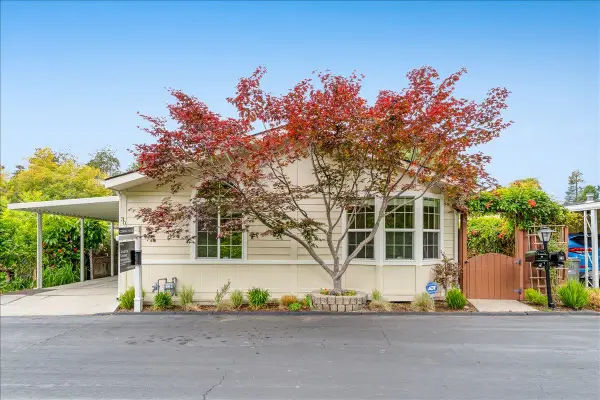 300 Plum Street #30, Capitola, CA 95010