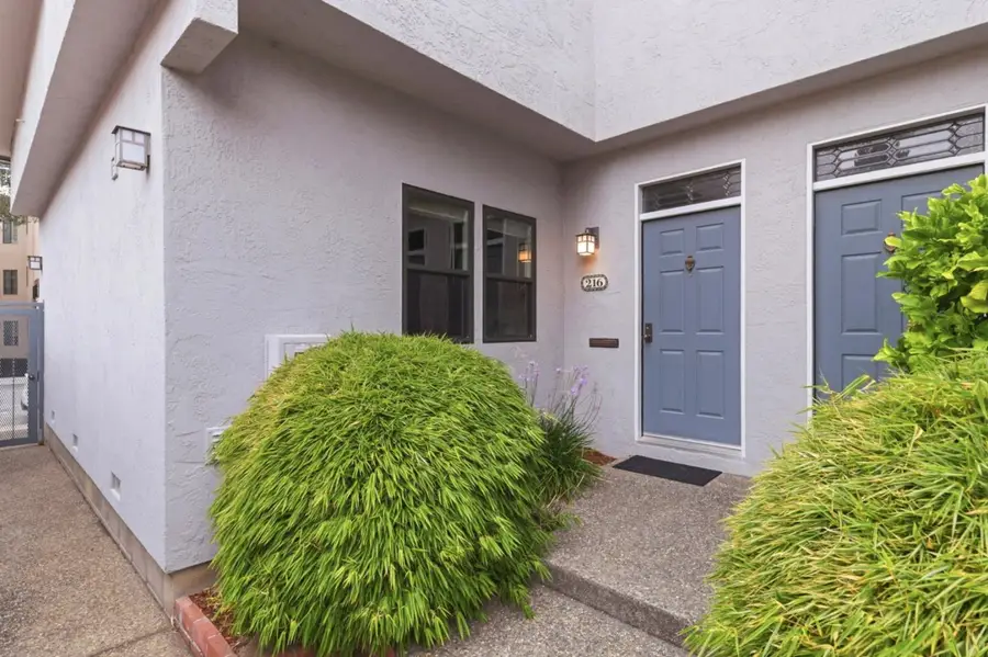 216 8th Avenue, San Mateo, CA 94401 - #3