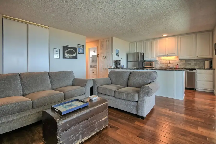 825 Balboa Avenue #205, Capitola, CA 95010 - #3