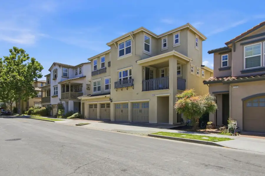 2400 Plateau Drive, San Jose, CA 95125 - #2