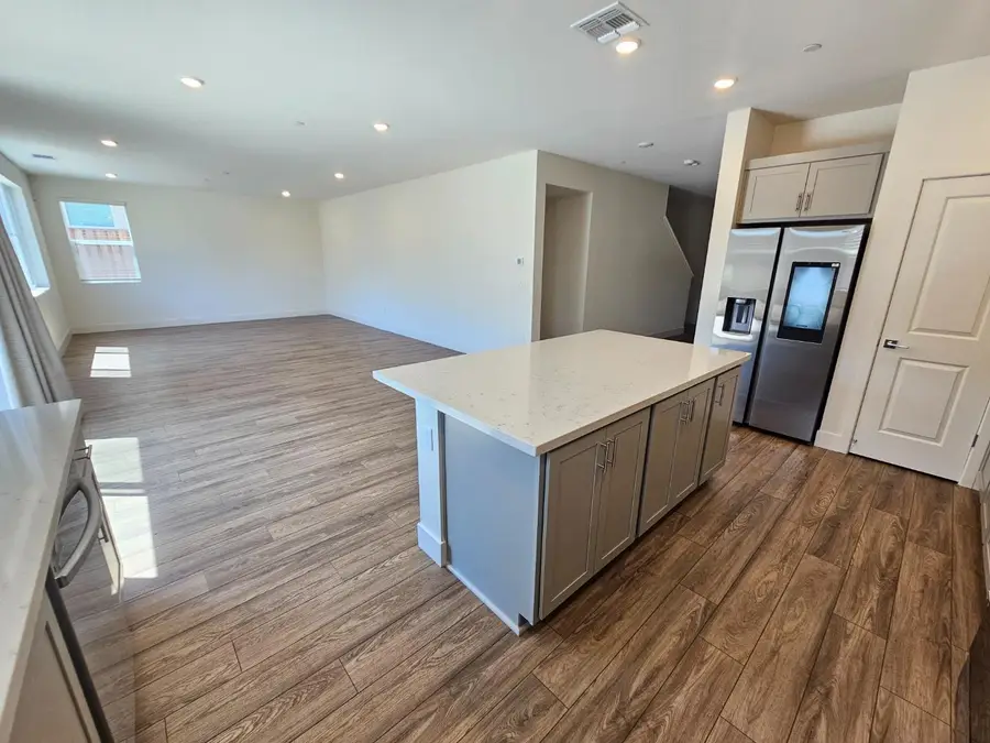 2130 Brighton Drive, Hollister, CA 95023 - #2