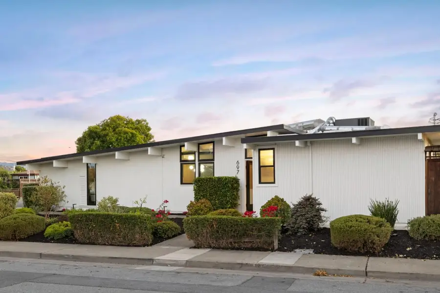 697 Vanessa Drive, San Mateo, CA 94402 - #2