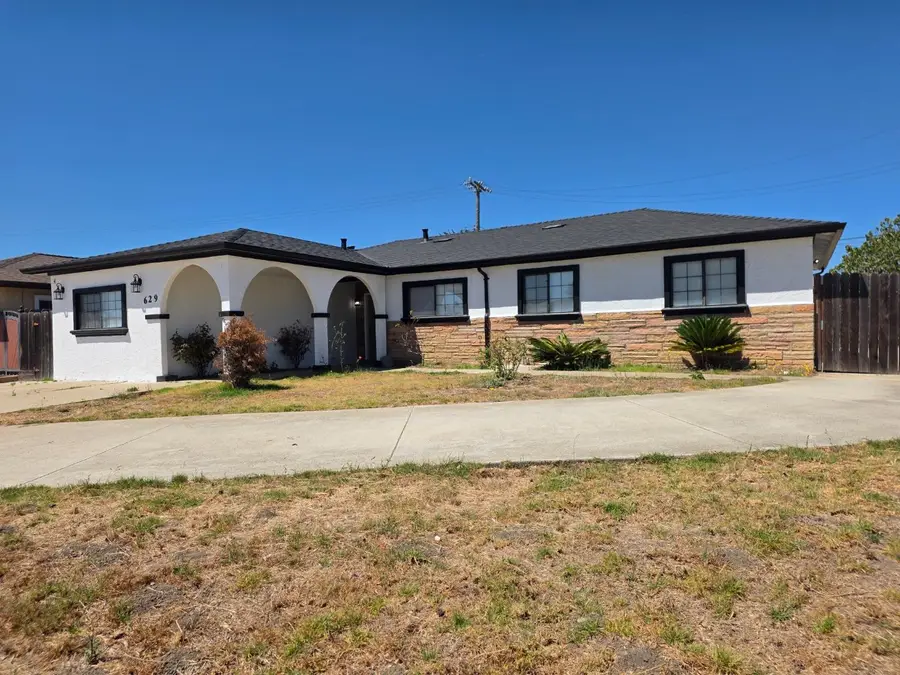 629 Chaparral, Salinas, CA 93906 - #2