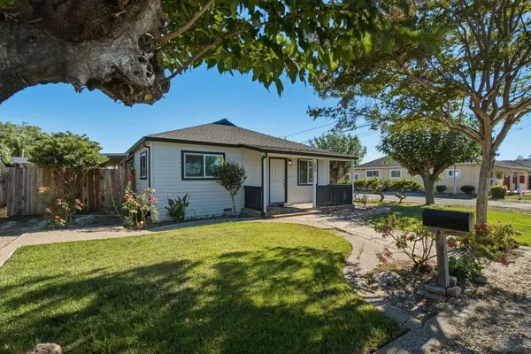 311 Santa Ana Road, Hollister, CA 95023