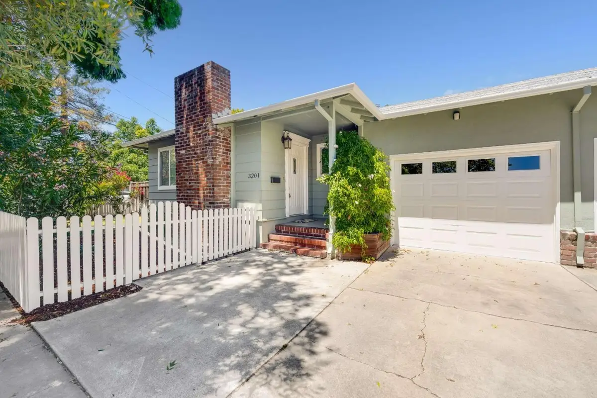 3201-3203 Hoover Street, Redwood City, CA 94063 - #1
